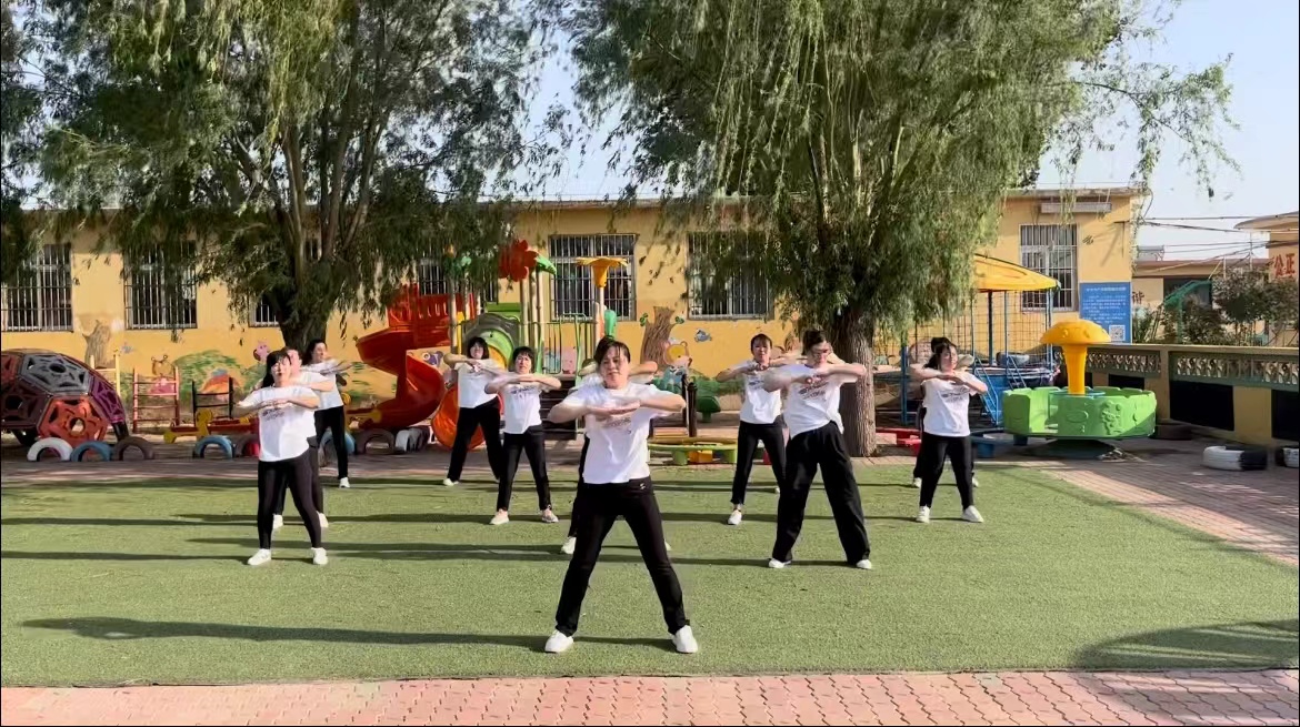 健康身心 悦动校园2.jpg